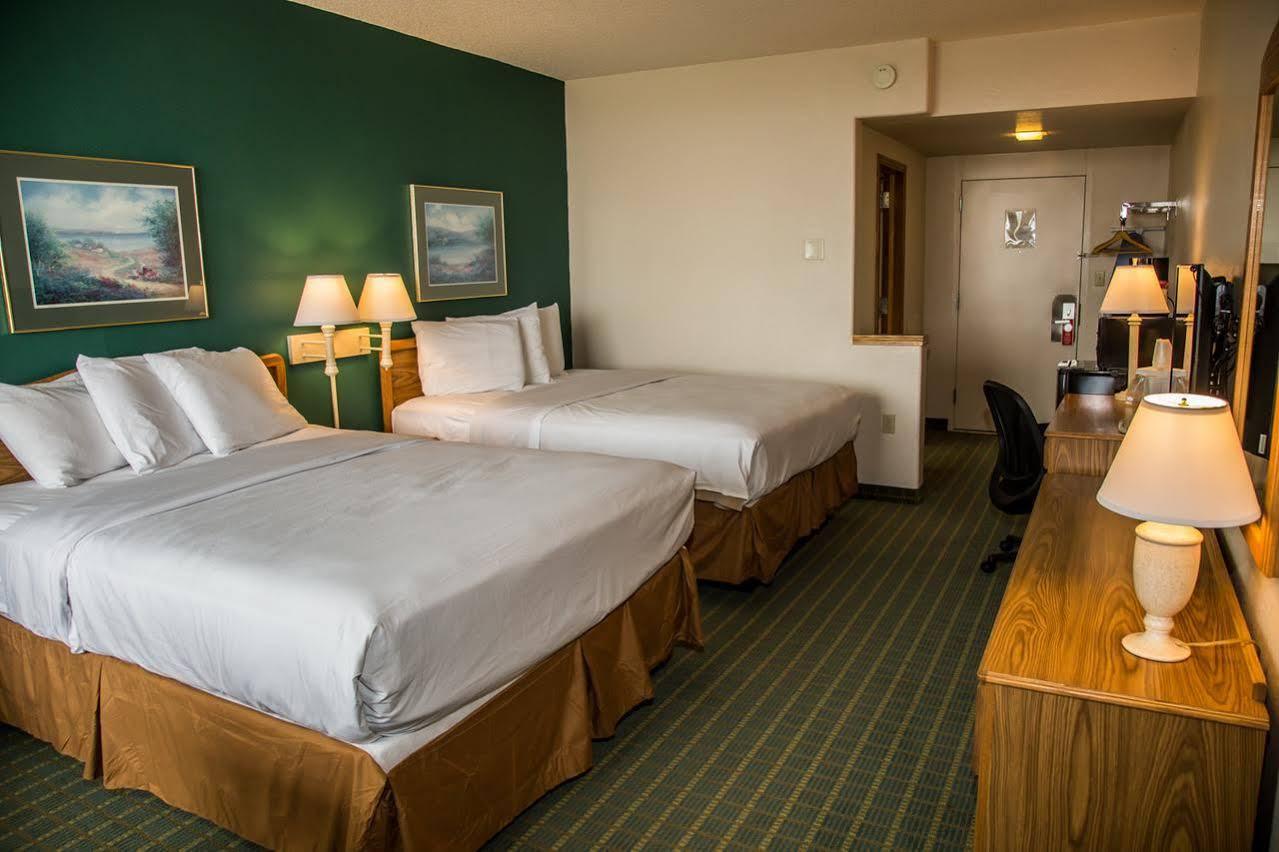 Hotel Baymont By Wyndham Fargo Zewnętrze zdjęcie